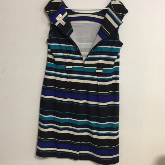 Spring dress - Picture 3 of 6